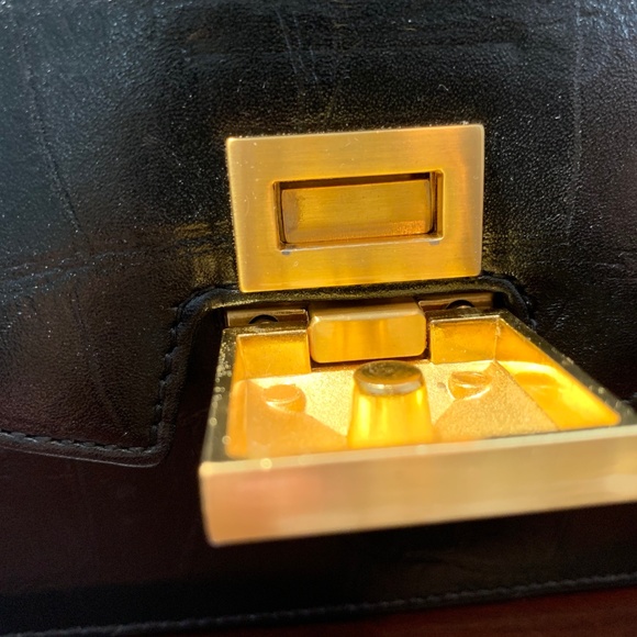 EMP.T LABEL/ Cube Box Black Crocodile - Picture 7 of 8